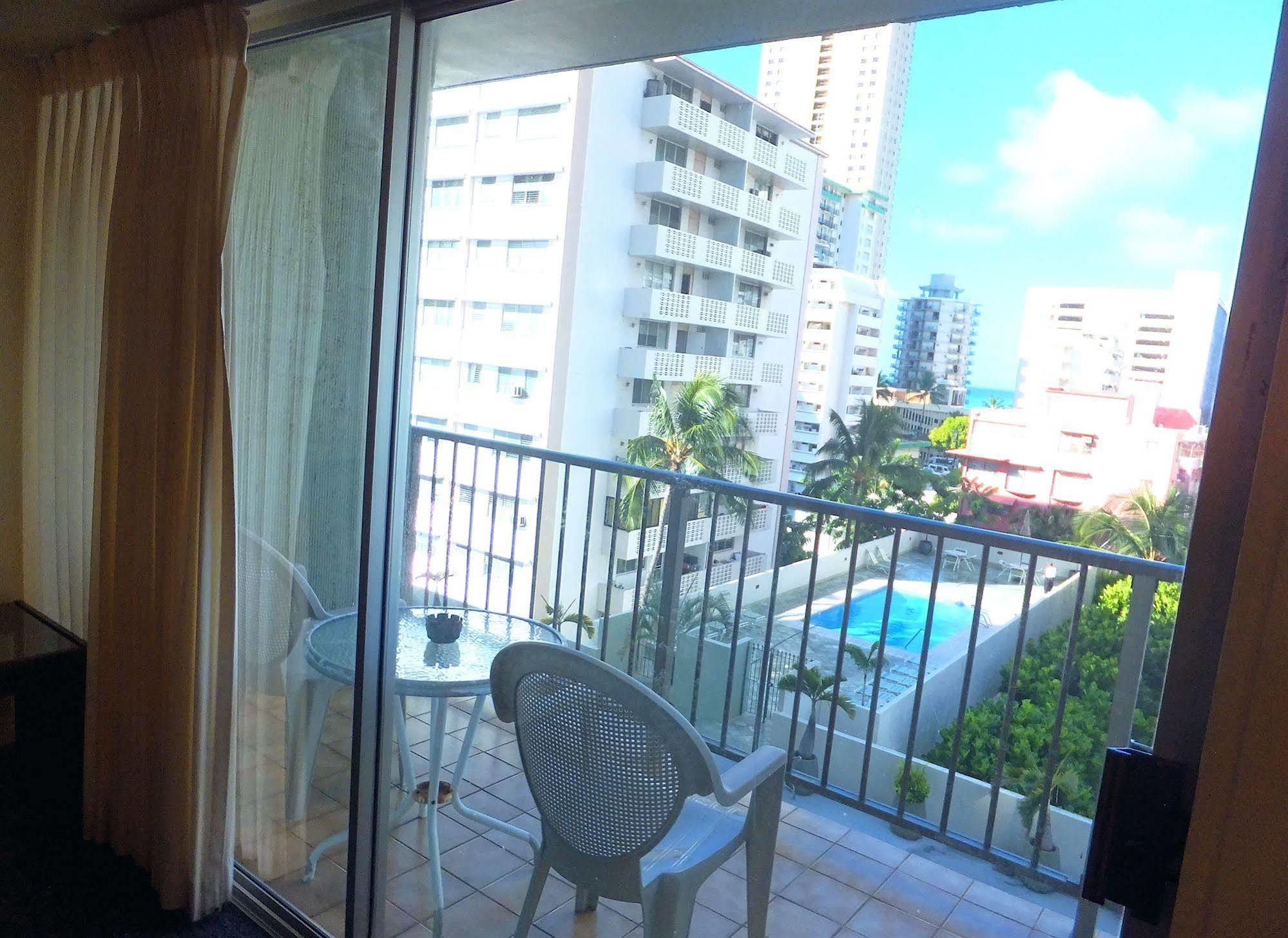 Waikiki Park Heights Aparthotel โฮโนลูลู ภายนอก รูปภาพ