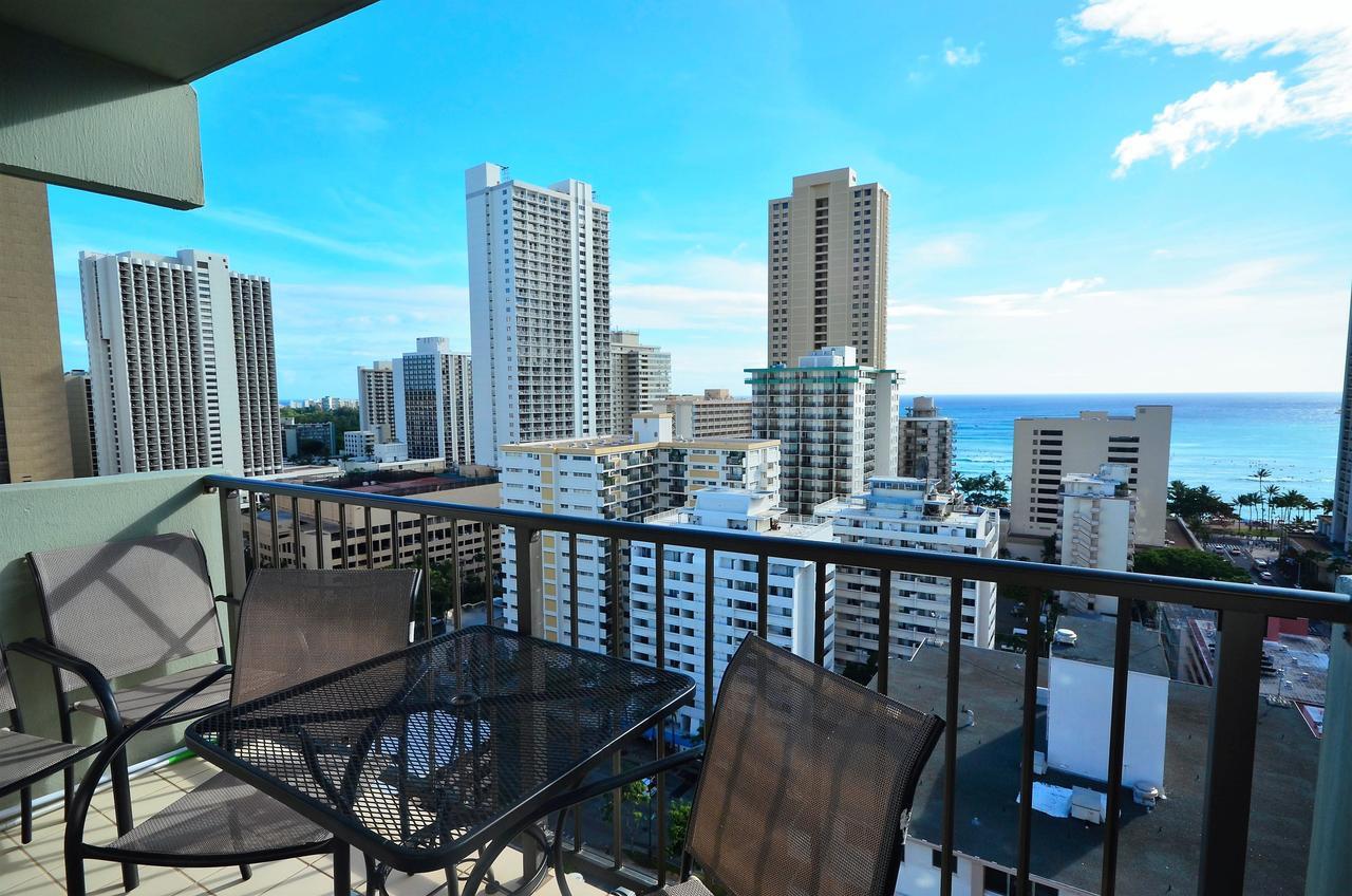 Waikiki Park Heights Aparthotel โฮโนลูลู ภายนอก รูปภาพ